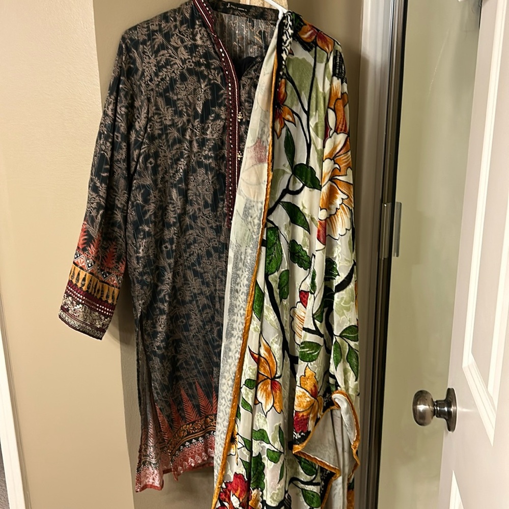 Pakistani 3 piece Junaid Jamshed 12 size.